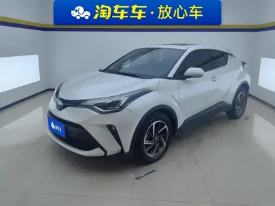 Toyota C-HR · 2022 год