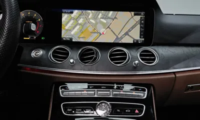 Mercedes-Benz E-Class 2018, 61729 км, за 23500000 KRW - фото 13