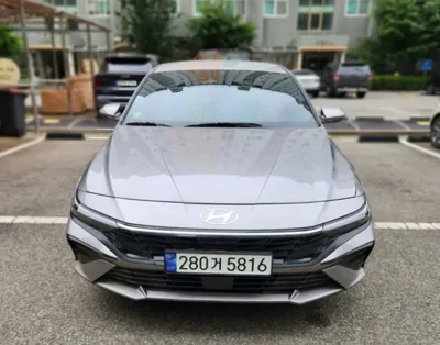 Hyundai Avante · 2025 год
