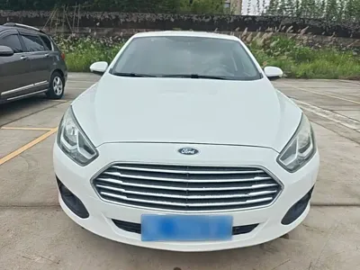 Ford Escort 2017, 124700 км, за 18000 CNY