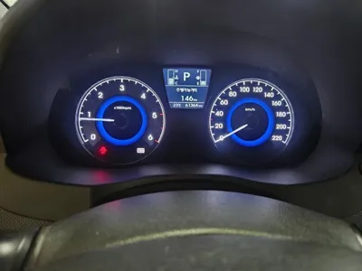 Hyundai Accent 2016, 61364 км, за 5500000 KRW - фото 9