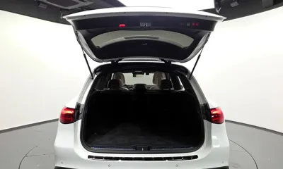 Mercedes-Benz GLC-Class 2024, 8833 км, за 68300000 KRW - фото 20