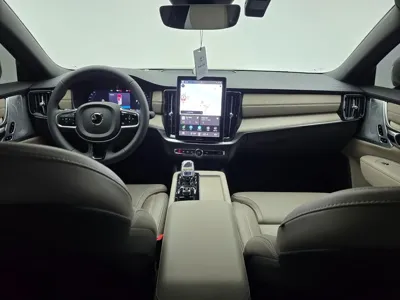 Volvo S90 2026, 602 км, за 59000000 KRW - фото 7