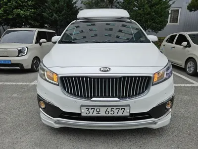 Kia Canival · 2017 год