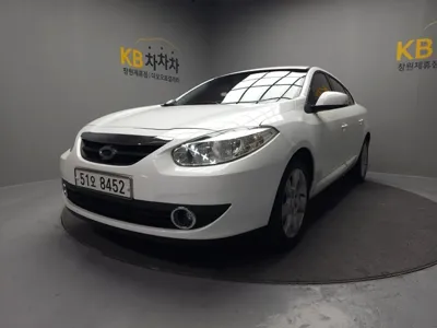 Renault-KoreaSamsung SM3 · 2010 год