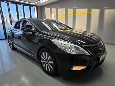 Hyundai Grandeur · 2015 год