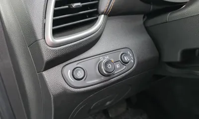 ChevroletGMDaewoo Trax 2019, 59976 км, за 9500000 KRW - фото 13