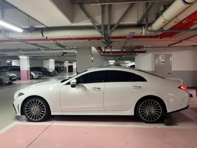 Mercedes-Benz CLS-Class 2023, 36000 км, за 90500000 KRW