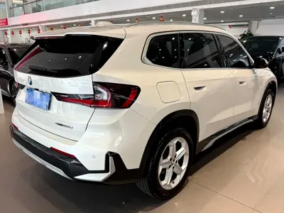 BMW X1 2023, 24000 км, за 229800 CNY