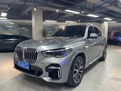 BMW X5 · 2022 год