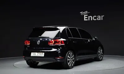 Volkswagen Golf 2011, 102744 км, за 7990000 KRW