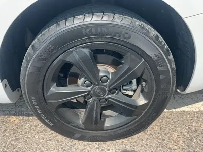 Geely Emgrand GL 2018, 55900 км, за 28000 CNY - фото 11