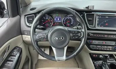 Kia Canival 2016, 223297 км, за 7500000 KRW - фото 13