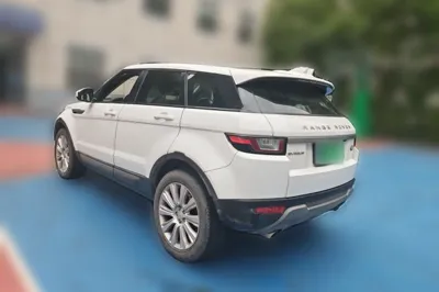 Land Rover Range Rover Evoque 2018, 73400 км, за 83824.9 CNY