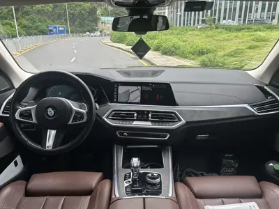 BMW X5 (Import) 2021, 40000 км, за 339799 CNY