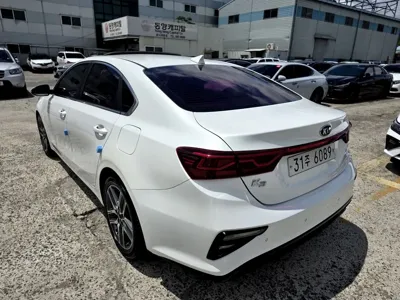 Kia K3 2019, 161718 км, за 10700000 KRW - фото 6