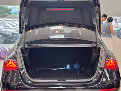 Mercedes-Benz E-Class 2026, 5000 км, за 358000 CNY - фото 8