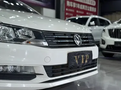 Volkswagen Santana 2018, 120000 км, за 20800 CNY - фото 11