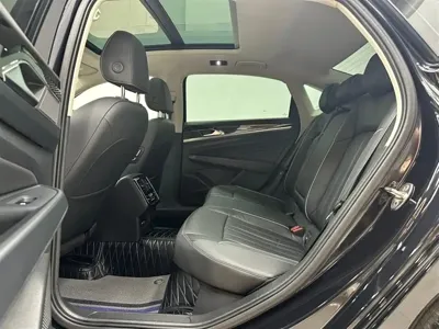 Volkswagen Passat 2023, 50000 км, за 109000 CNY - фото 7