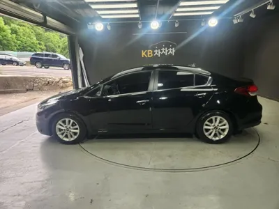 Kia K3 2016, 167675 км, за 5500000 KRW - фото 3