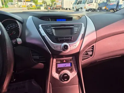 Hyundai Avante 2011, 110000 км, за 3800000 KRW - фото 9