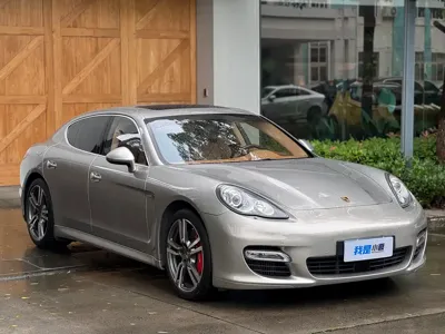 Porsche Panamera 2010, 60000 км, за 318000 CNY