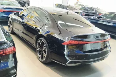 Audi A7L 2024, 11399 км, за 364833.42 CNY