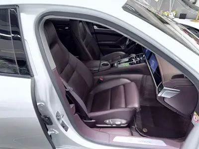 Porsche Panamera 2015, 100000 км, за 286000 CNY - фото 12