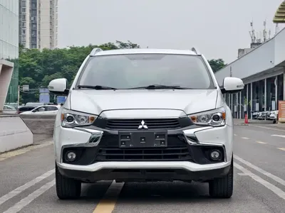 Mitsubishi ASX 2018, 81900 км, за 33600 CNY