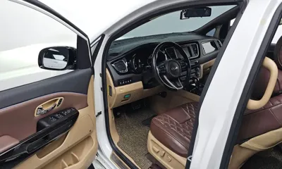 Kia Canival 2018, 102822 км, за 17900000 KRW - фото 10