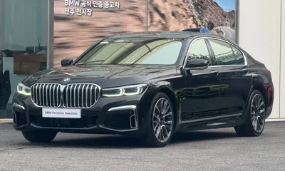 BMW 7-Series · 2021 год