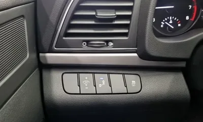 Hyundai Avante 2018, 58754 км, за 9900000 KRW - фото 16