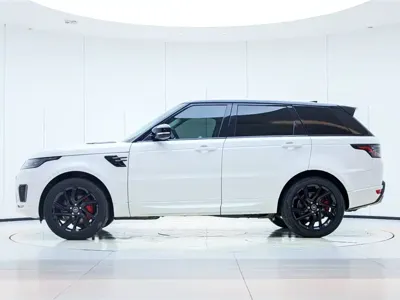 Land Rover Sport 2018, 88000 км, за 298000 CNY