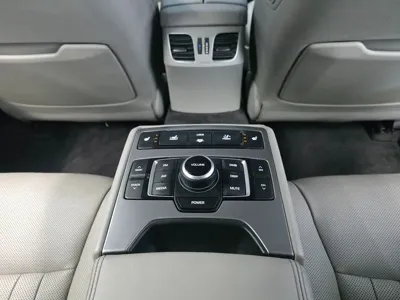Hyundai Genesis 2015, 109427 км, за 9500000 KRW - фото 19