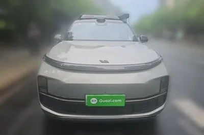 Li Auto L9 2022, 56900 км, за 230580.32 CNY