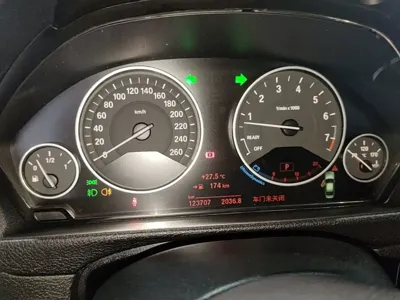 BMW 3 Series 2018, 123699 км, за 81300 CNY - фото 12