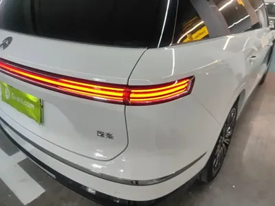 Nio ES8 2025, 13200 км, за 260799 CNY - фото 8