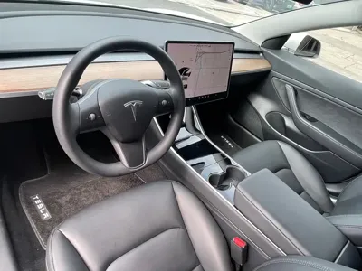 Tesla Model 3 2019, 58000 км, за 69800 CNY - фото 6