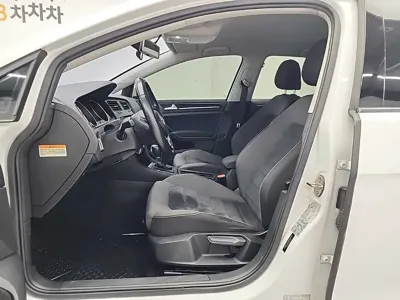 Volkswagen Golf 2015, 135227 км, за 7600000 KRW - фото 11