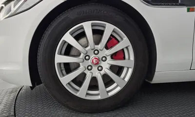 Jaguar XE 2016, 66247 км, за 8900000 KRW - фото 5