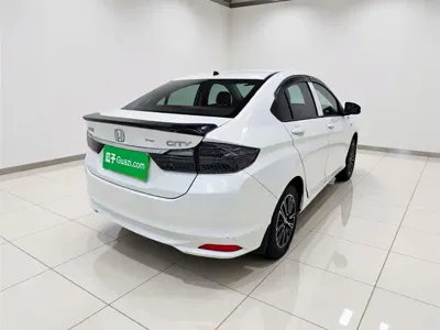 Honda City 2018, 68200 км, за 30800 CNY