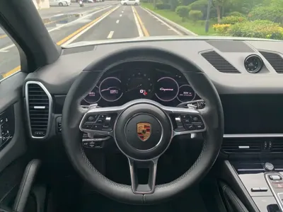 Porsche Cayenne 2020, 97000 км, за 337000 CNY - фото 7