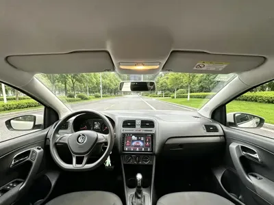 Volkswagen Polo 2019, 62000 км, за 38800 CNY - фото 4