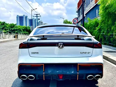 Changan UNI-V 2024, 10000 км, за 64800 CNY - фото 8