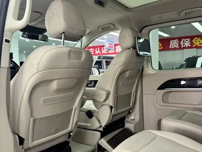 Mercedes-Benz V-Class 2018, 54000 км, за 123800 CNY - фото 11