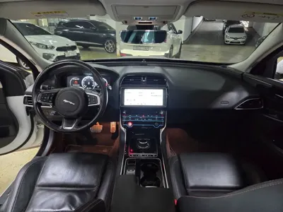 Jaguar XE 2019, 107567 км, за 9500000 KRW - фото 8
