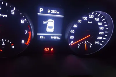 Hyundai Elantra (6th Generation 2019, 79300 км, за 56491.12 CNY - фото 9