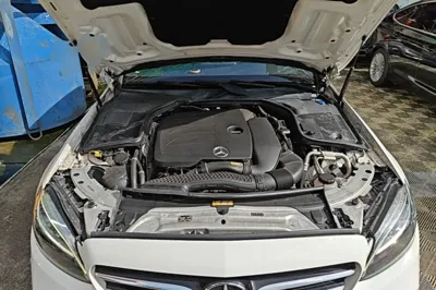 Mercedes-Benz C-Class 2019, 77700 км, за 113730.27 CNY - фото 24