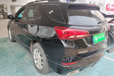 Chevrolet Equinox 2022, 29300 км, за 90671.31 CNY