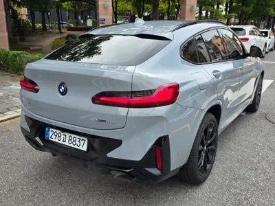 BMW X4 2025, 2550 км, за 41280000 KRW
